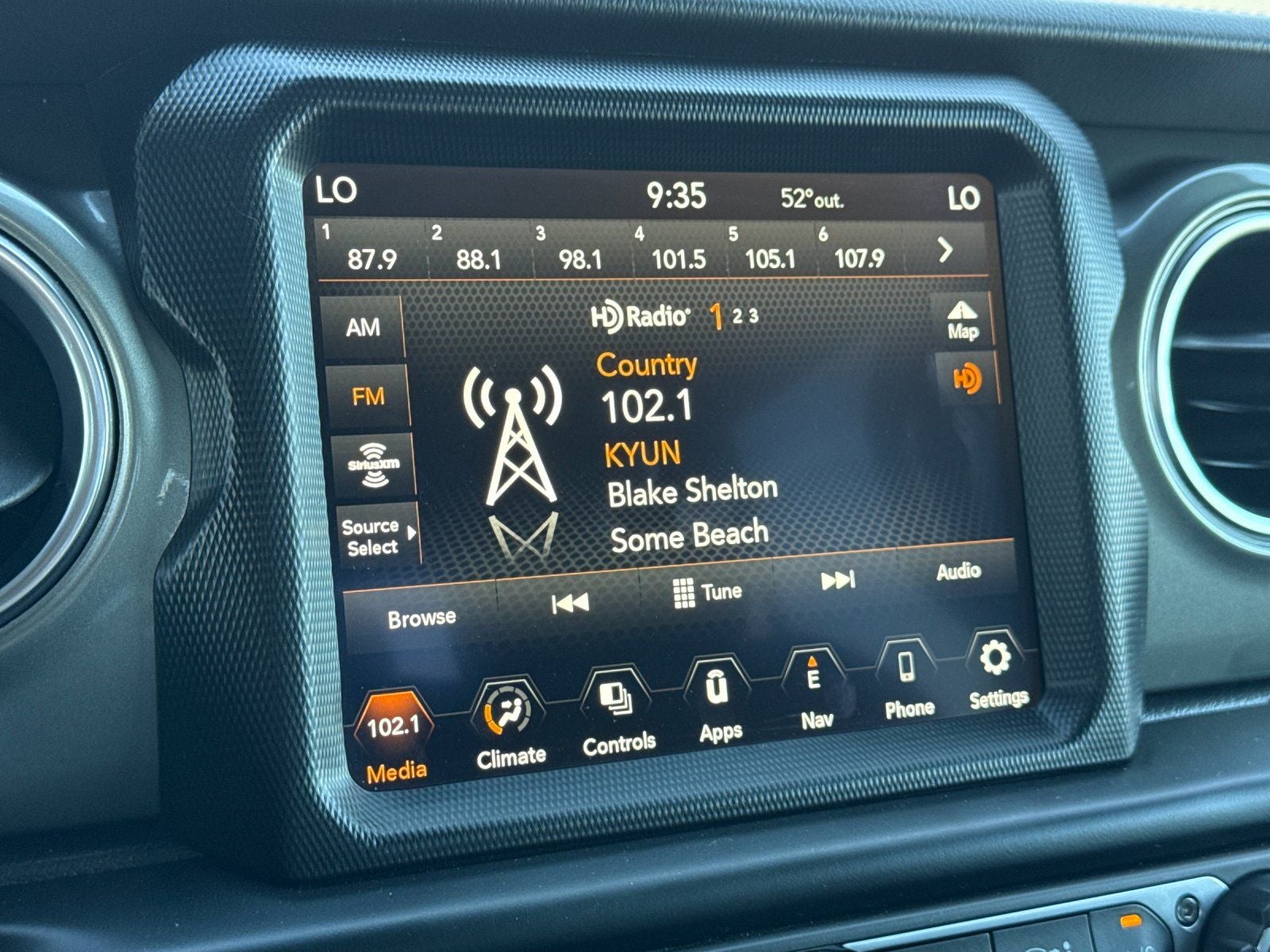 2023 Jeep Gladiator Overland