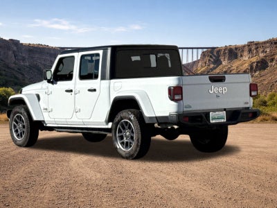2023 Jeep Gladiator Overland