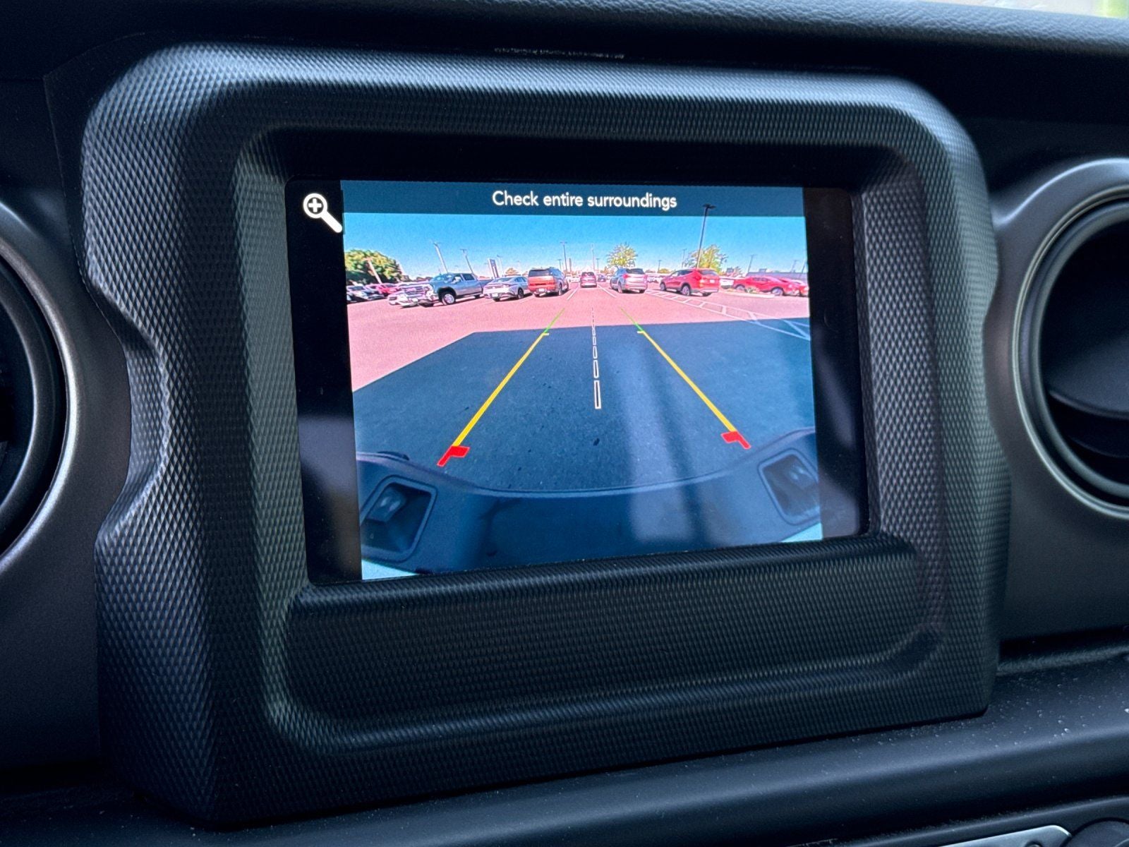 2022 Jeep Gladiator Sport