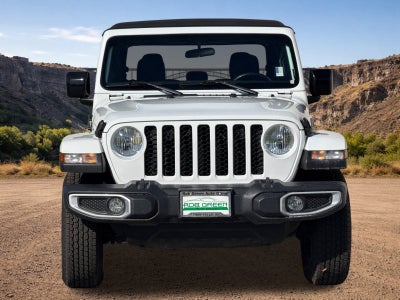 2022 Jeep Gladiator Sport