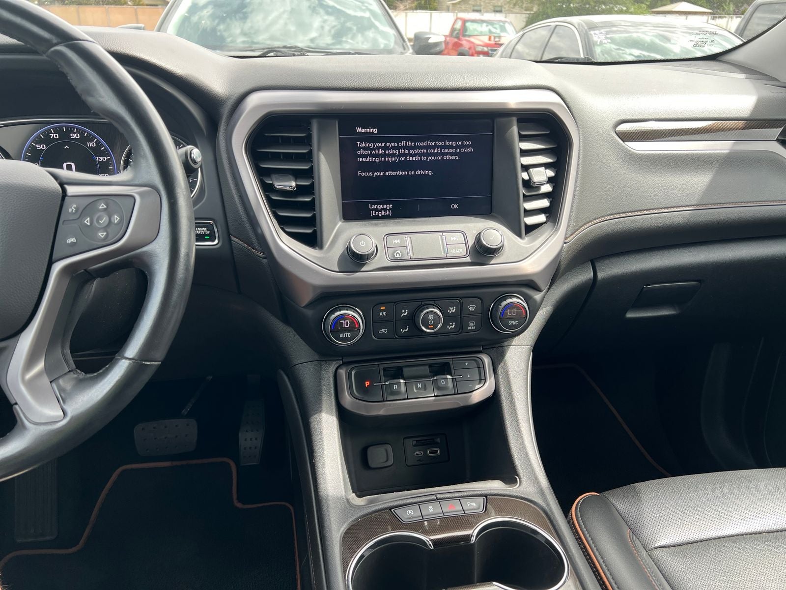 2022 GMC Acadia AT4