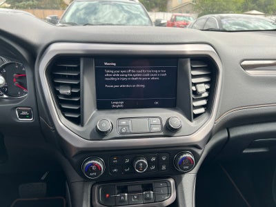 2022 GMC Acadia AT4