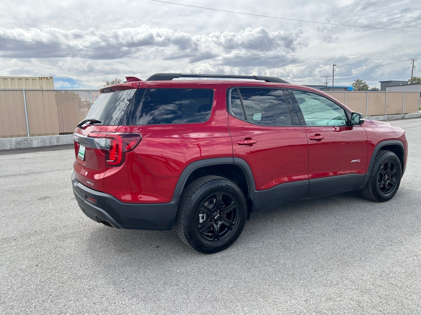 2022 GMC Acadia AT4