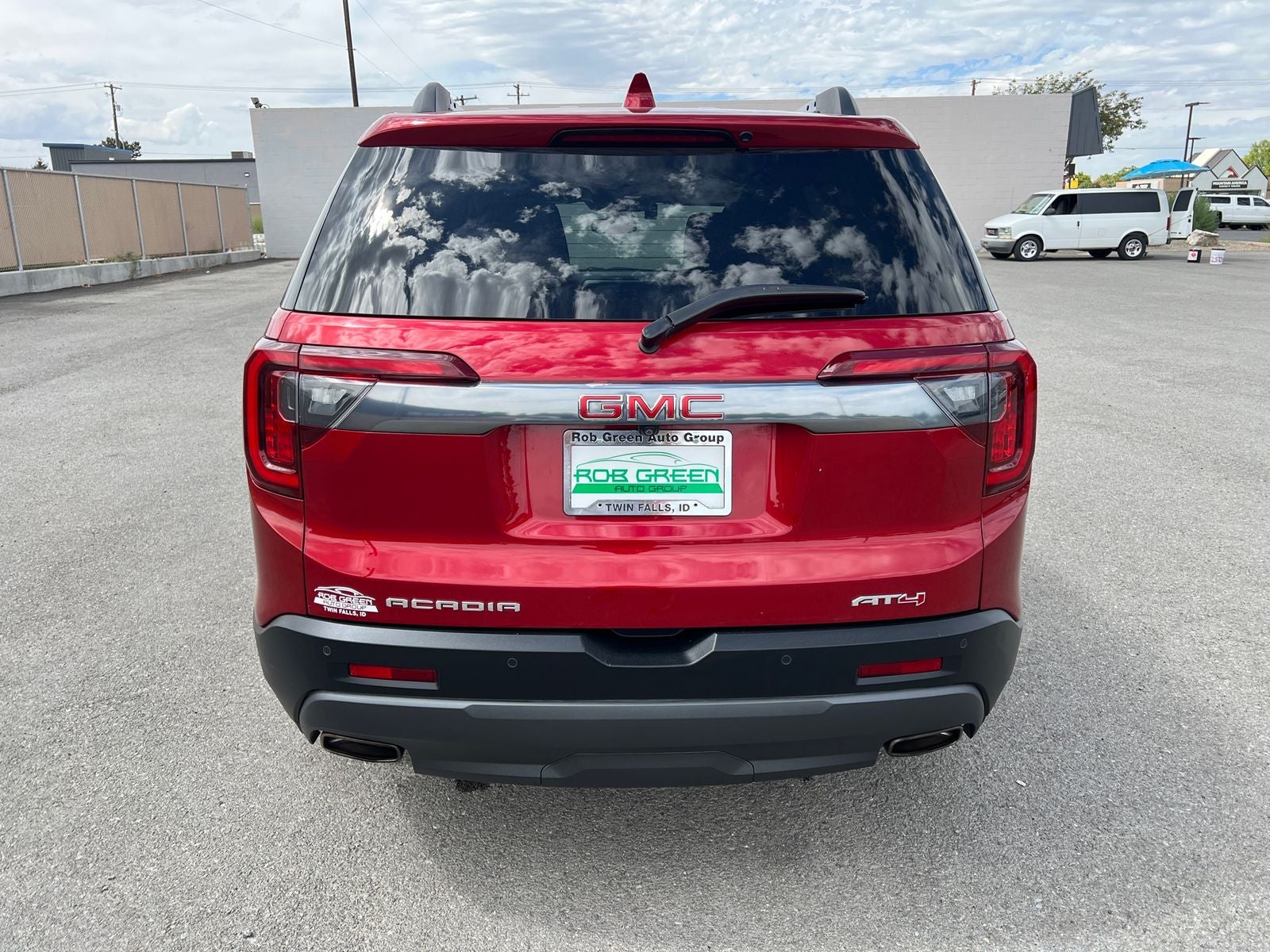 2022 GMC Acadia AT4
