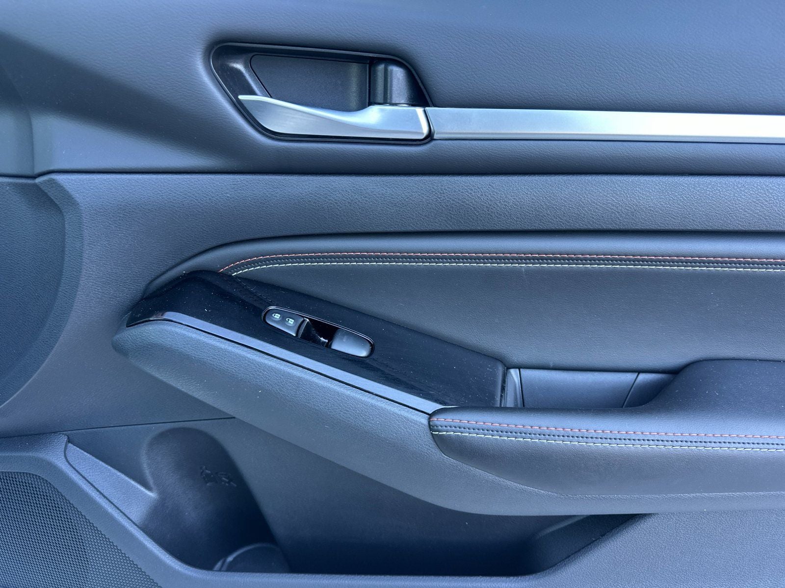 2023 Nissan Altima 2.0 SR