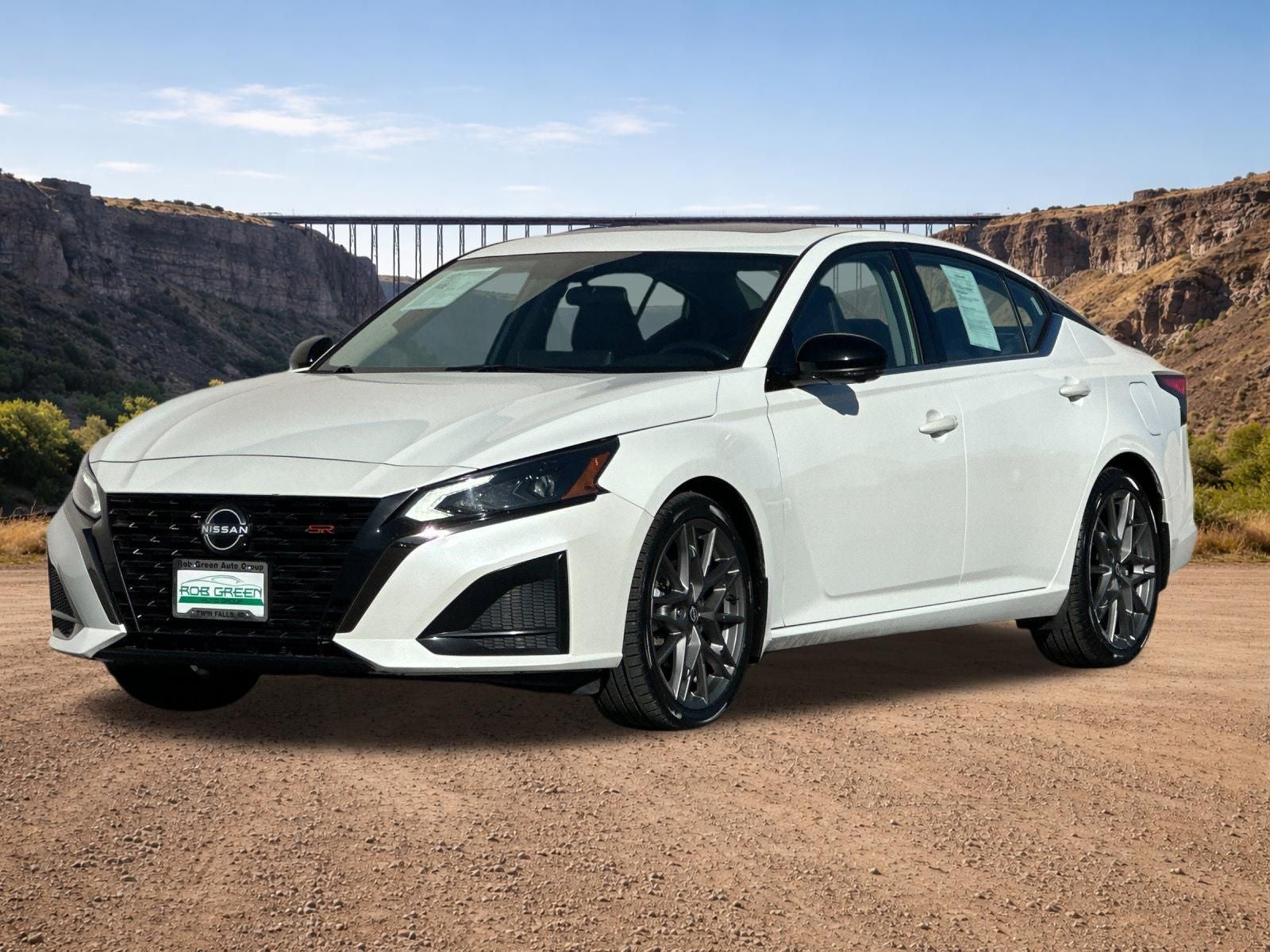 2023 Nissan Altima 2.0 SR