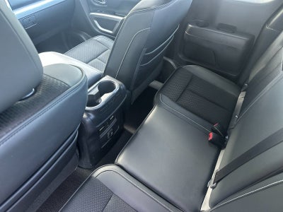 2017 Nissan Titan PRO-4X