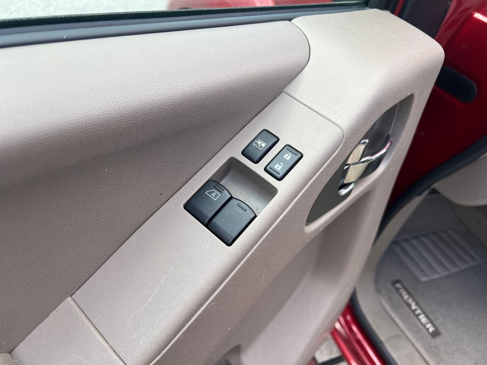2018 Nissan Frontier SV