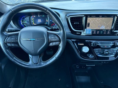 2020 Chrysler Pacifica Hybrid Touring L