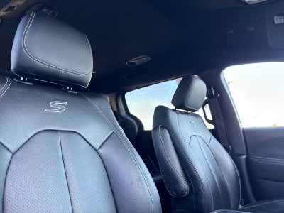 2020 Chrysler Pacifica Hybrid Touring L