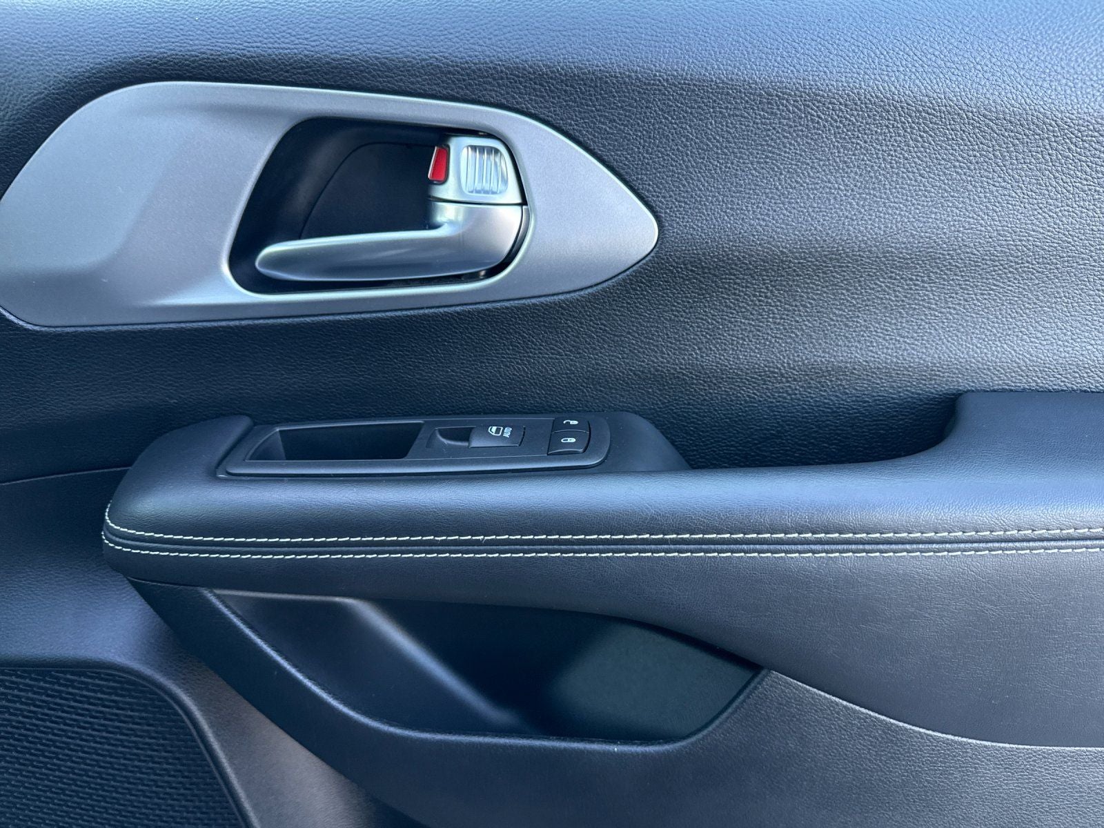 2020 Chrysler Pacifica Hybrid Touring L