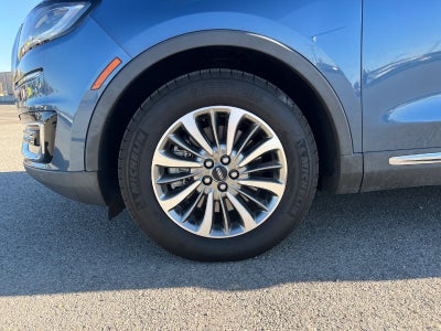 2019 Lincoln Nautilus Select