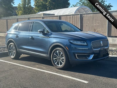 2019 Lincoln Nautilus Select