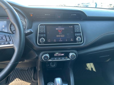 2019 Nissan Kicks SR
