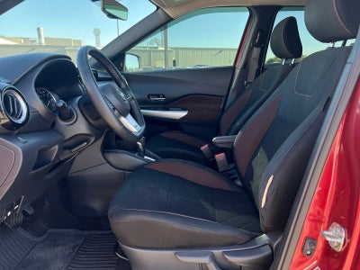 2019 Nissan Kicks SR