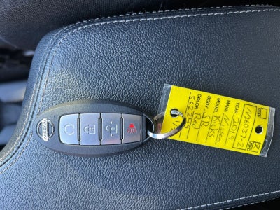 2019 Nissan Kicks SR