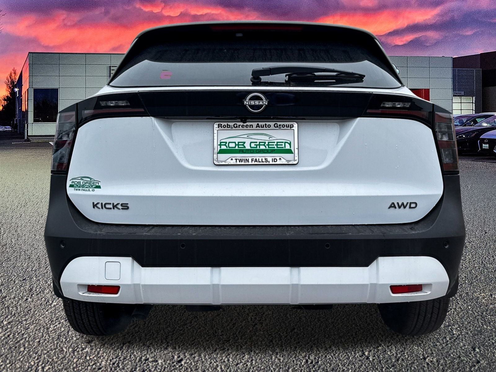 2026 Nissan Kicks SV