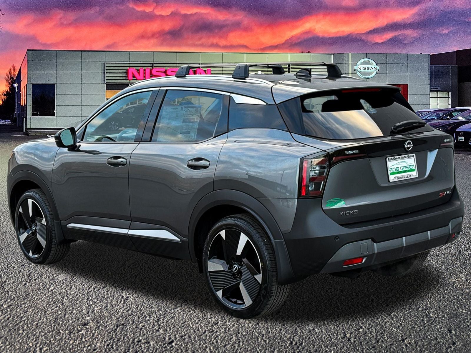 2026 Nissan Kicks SR