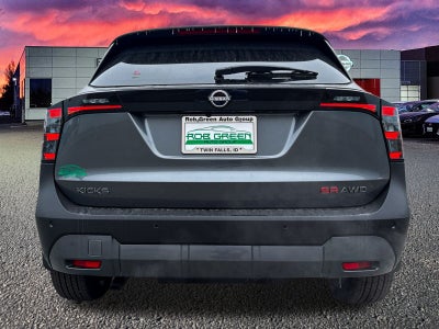 2026 Nissan Kicks SR