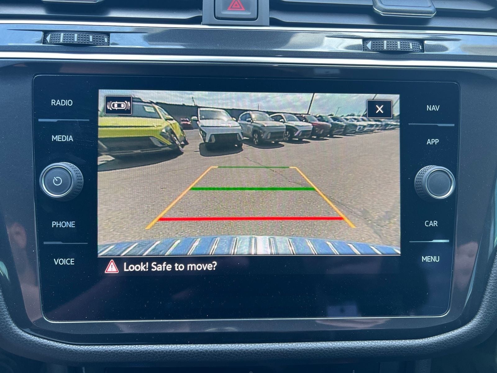 2022 Volkswagen Tiguan 2.0T SEL R-Line