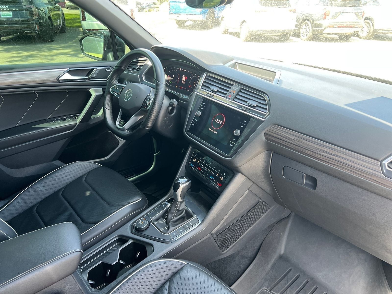2022 Volkswagen Tiguan 2.0T SEL R-Line