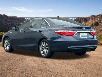 2016 Toyota Camry Hybrid XLE