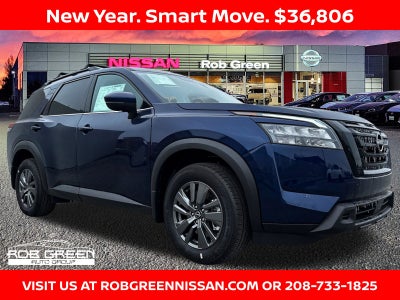 2025 Nissan Pathfinder SV