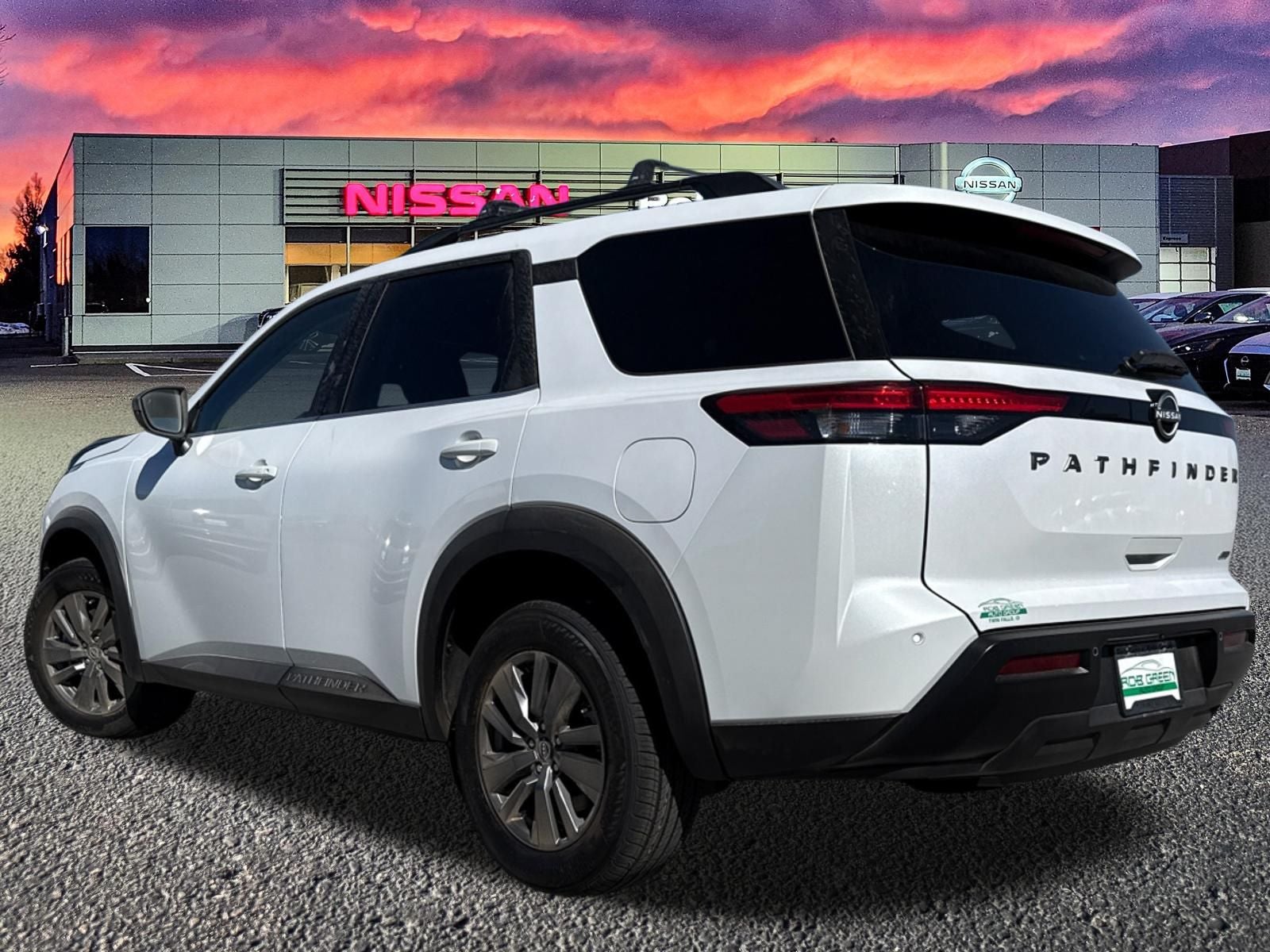 2026 Nissan Pathfinder SV