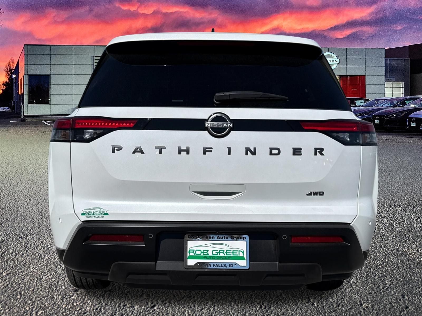 2026 Nissan Pathfinder SV