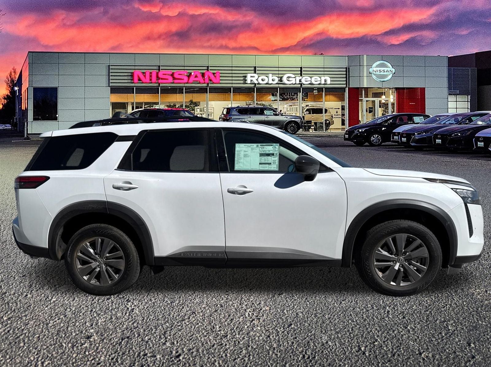 2026 Nissan Pathfinder SV