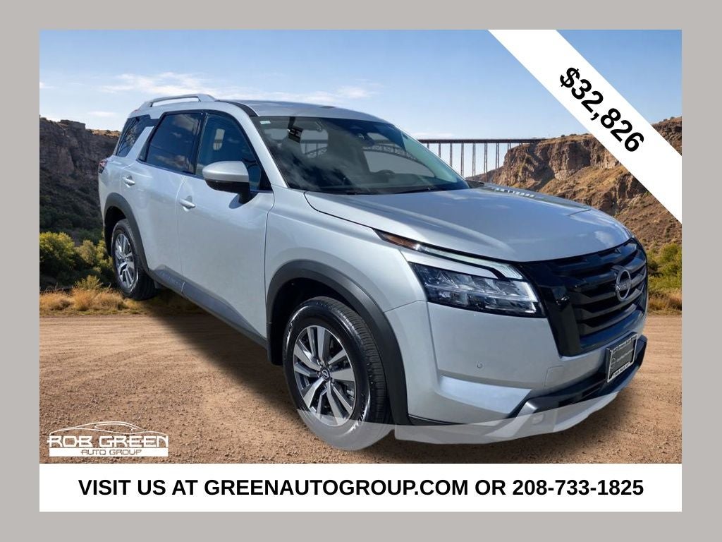2024 Nissan Pathfinder SL