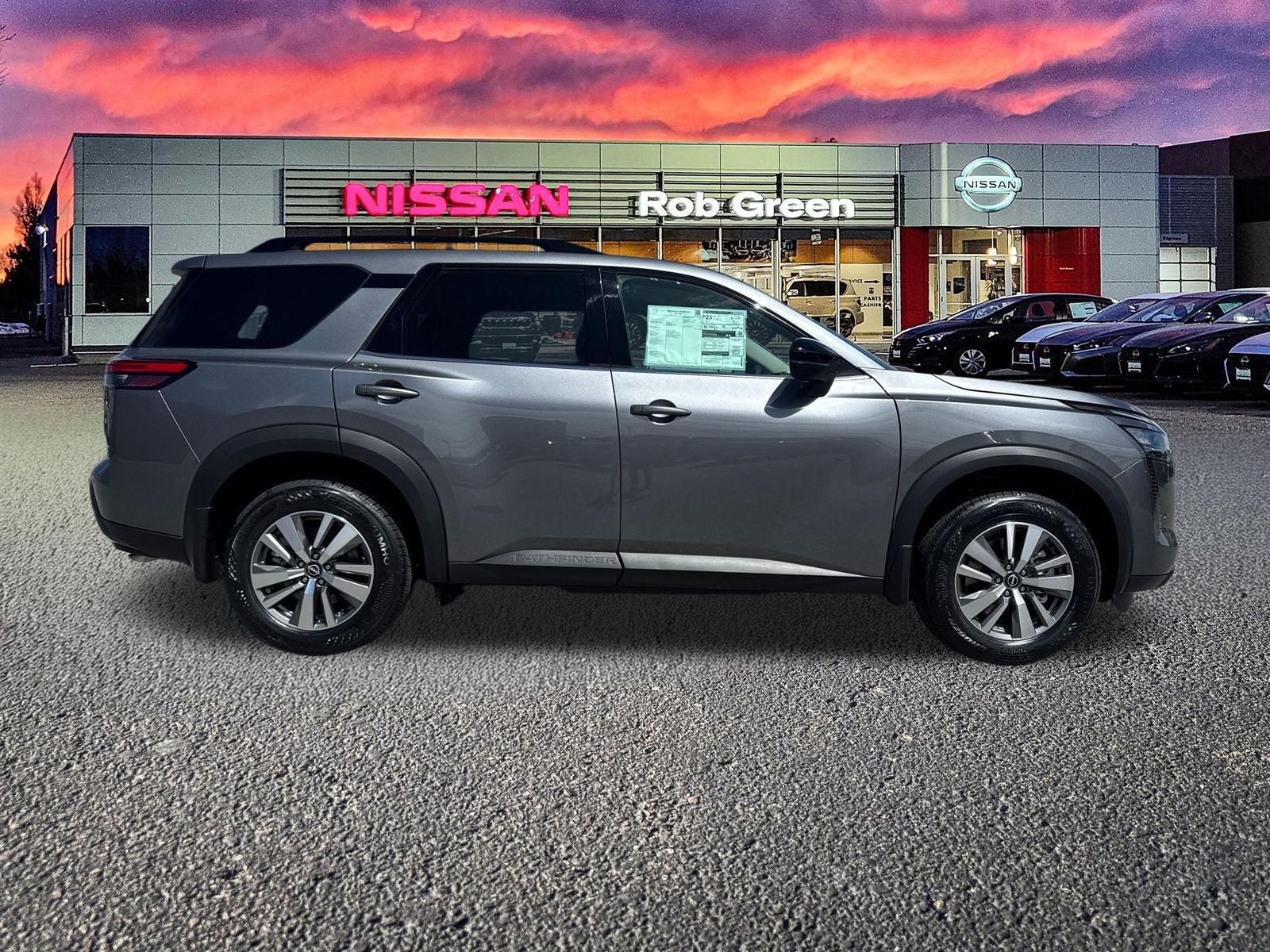 2026 Nissan Pathfinder SL