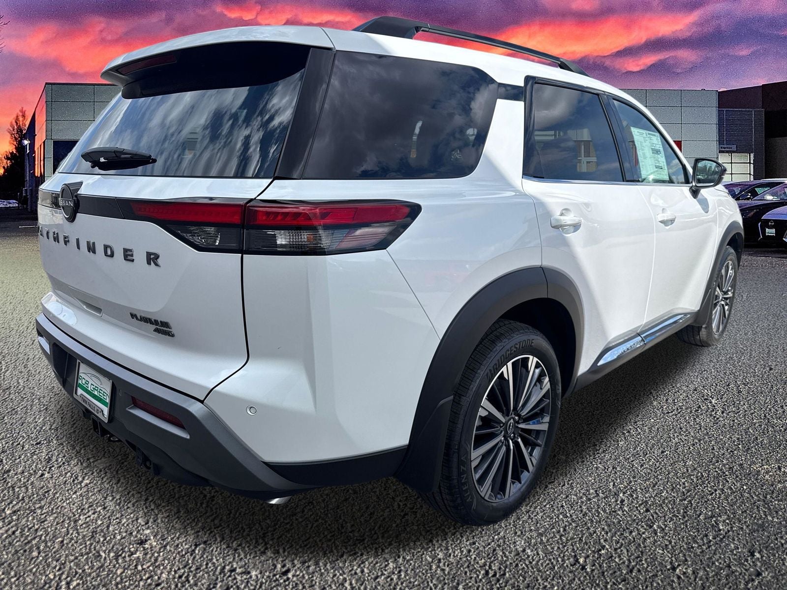 2026 Nissan Pathfinder Platinum