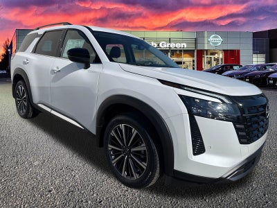 2026 Nissan Pathfinder Platinum