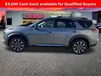2026 Nissan Pathfinder Platinum