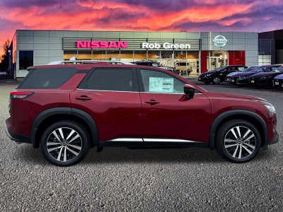 2025 Nissan Pathfinder Platinum