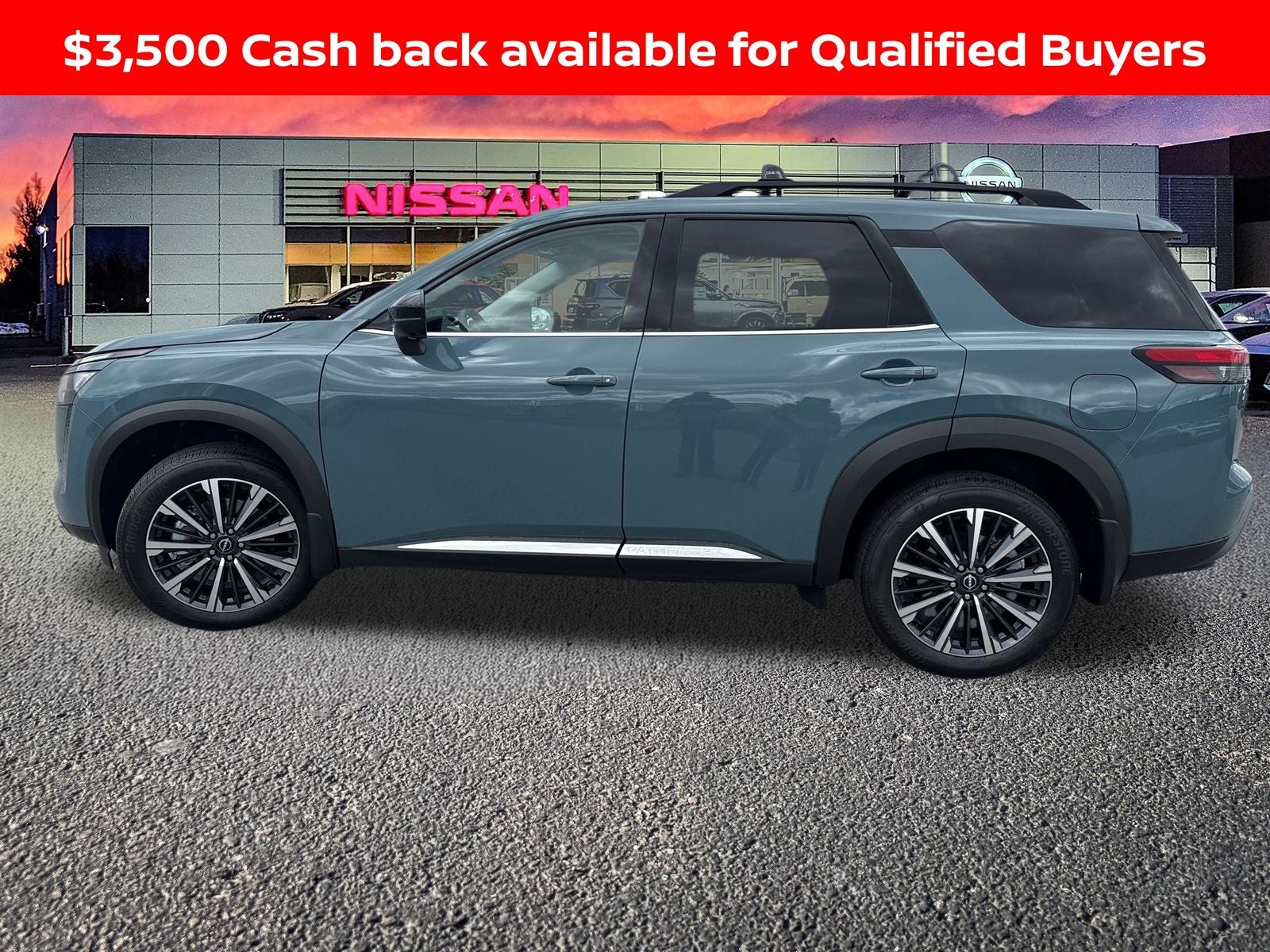 2026 Nissan Pathfinder Platinum