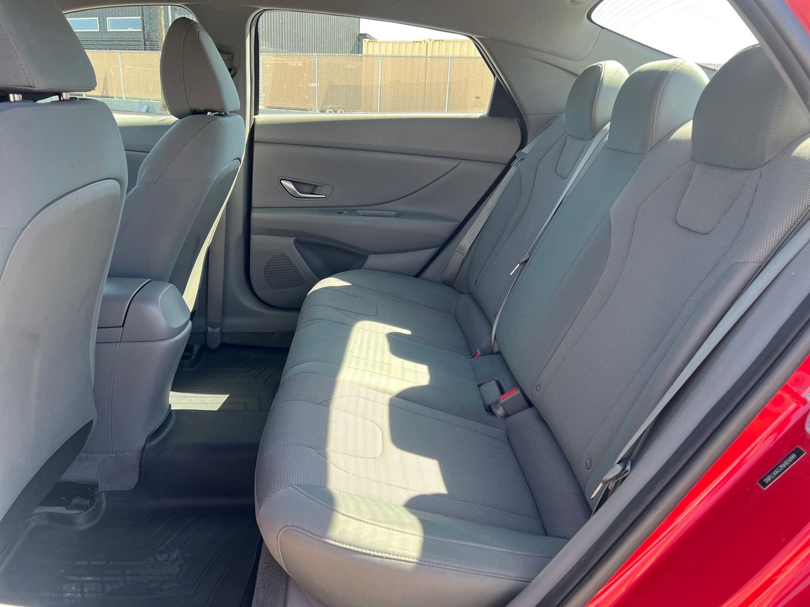 2022 Hyundai Elantra SE