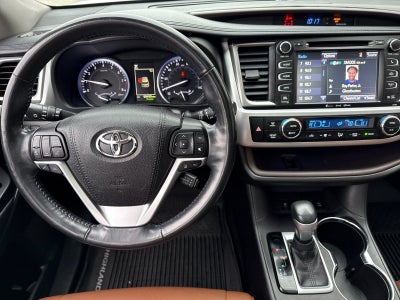 2018 Toyota Highlander Limited Platinum