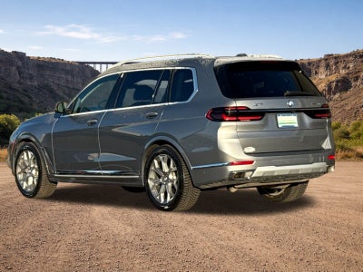2025 BMW X7 xDrive40i