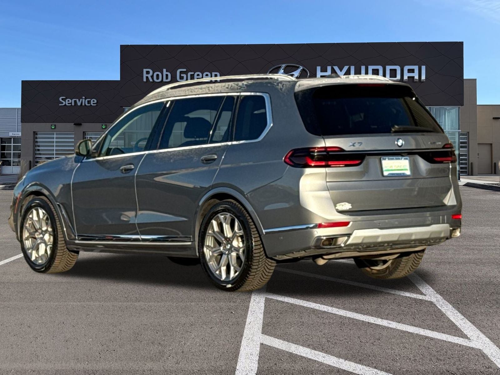 2025 BMW X7 xDrive40i