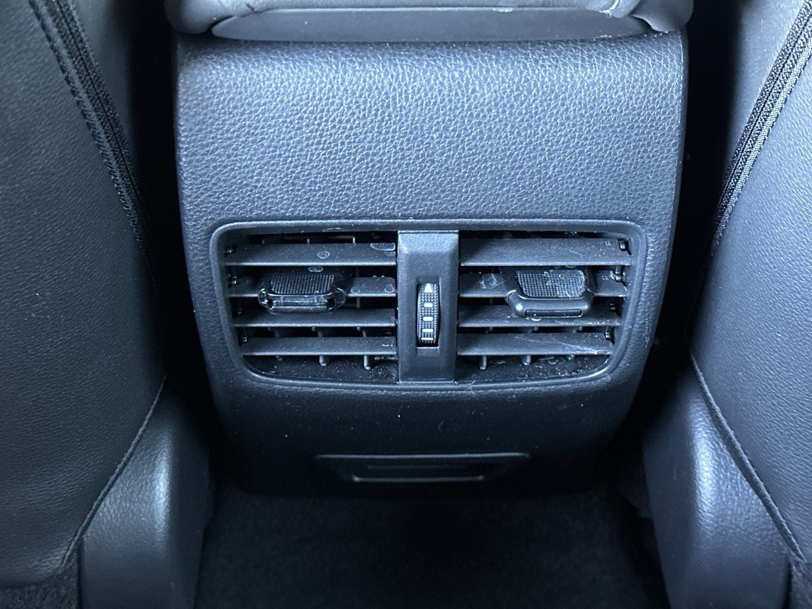 2024 Toyota Corolla Cross Hybrid XSE