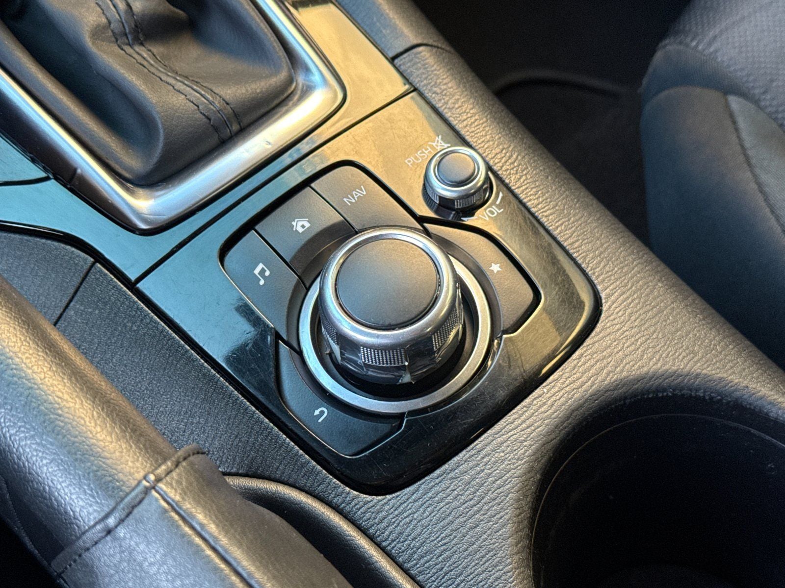 2015 Mazda Mazda3 i Sport