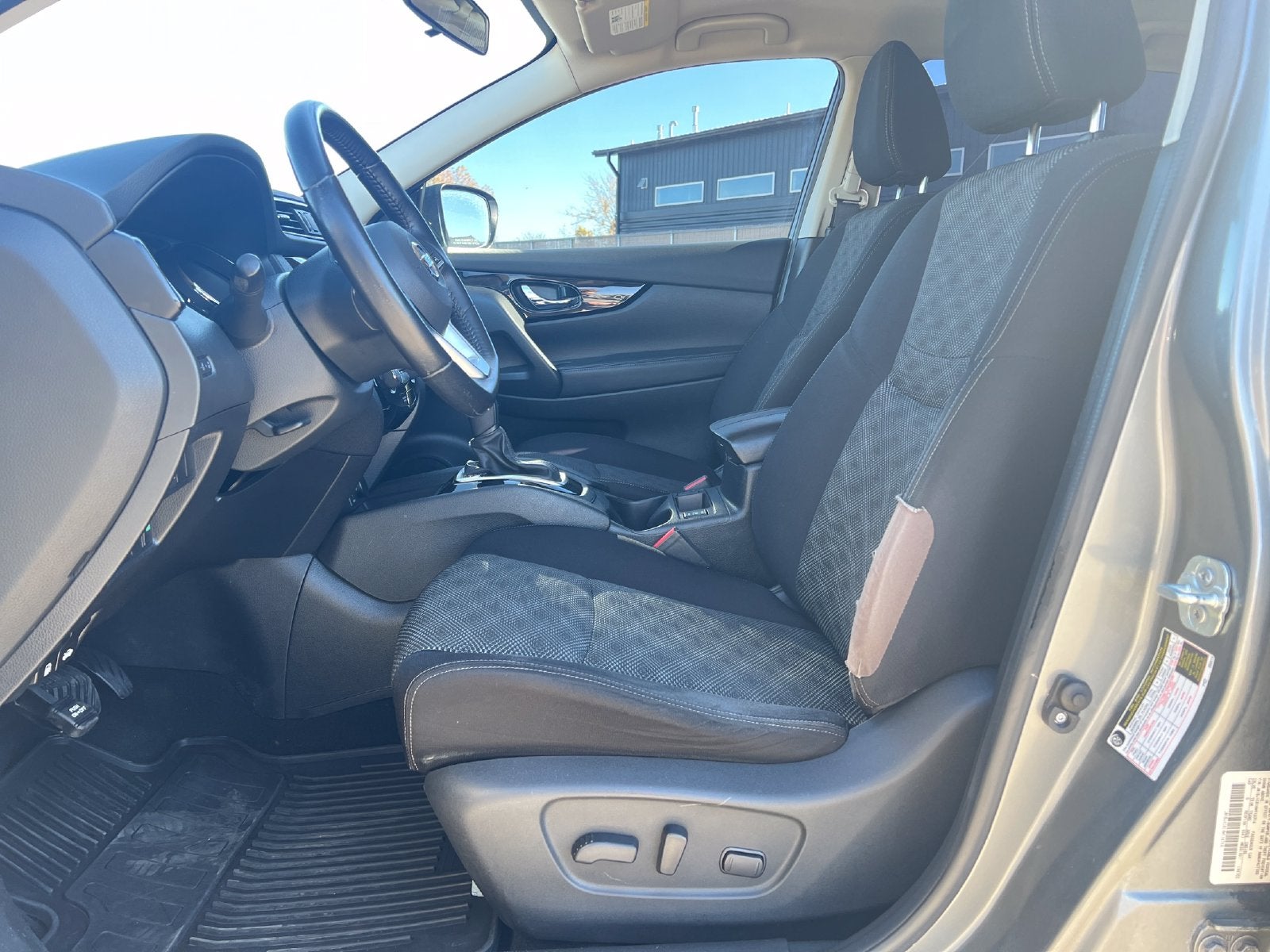 2017 Nissan Rogue Sport SV