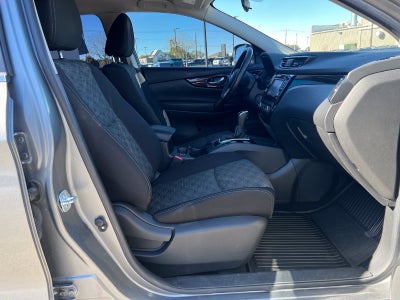 2017 Nissan Rogue Sport SV