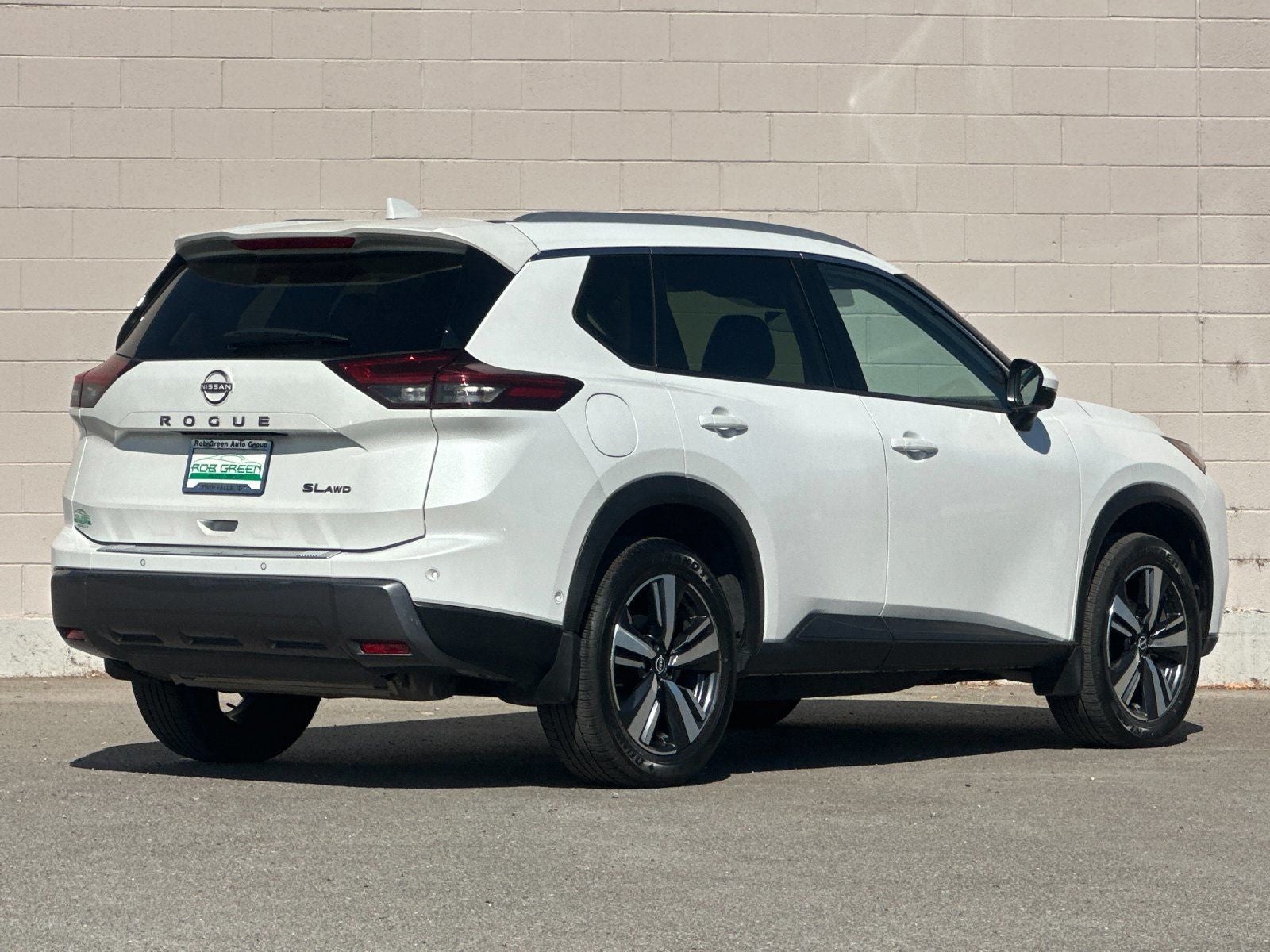 2024 Nissan Rogue SL