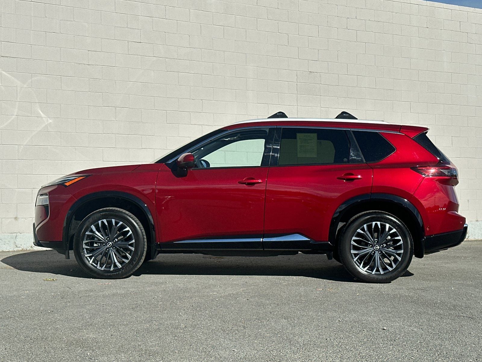 2025 Nissan Rogue Platinum