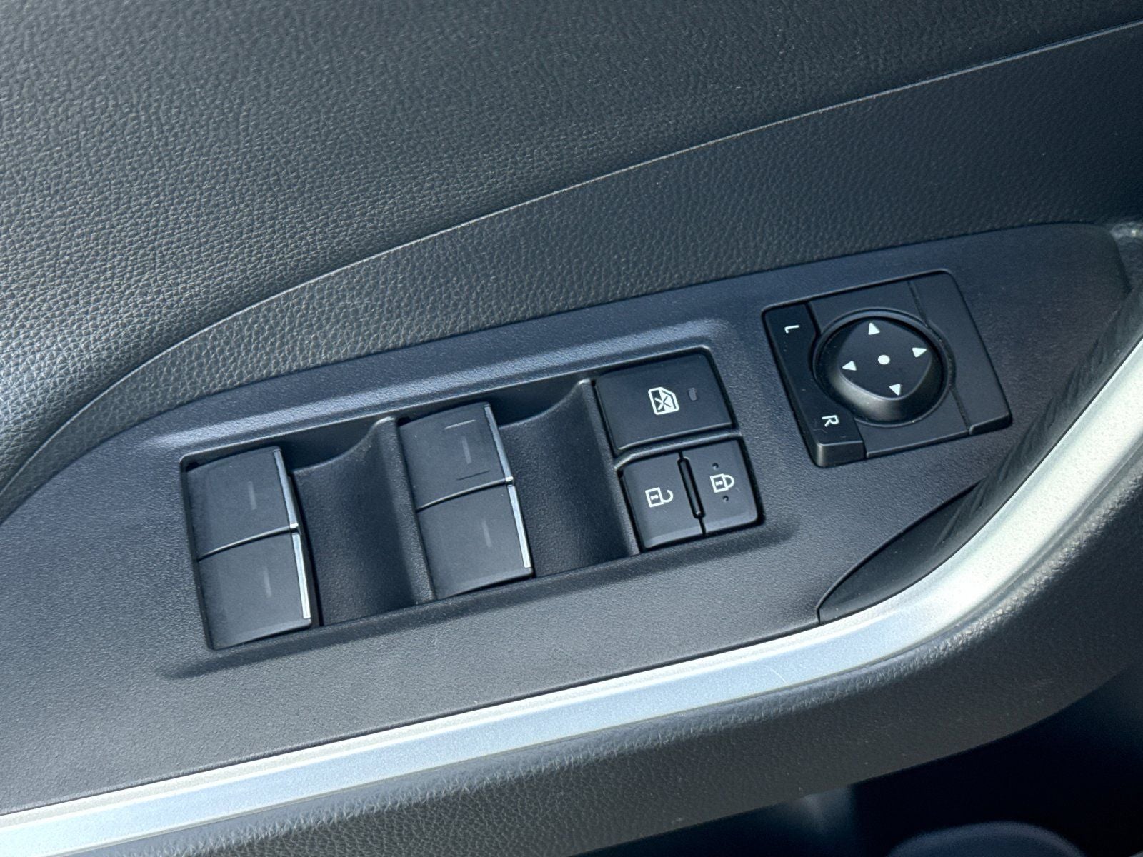 2023 Toyota RAV4 Hybrid Limited