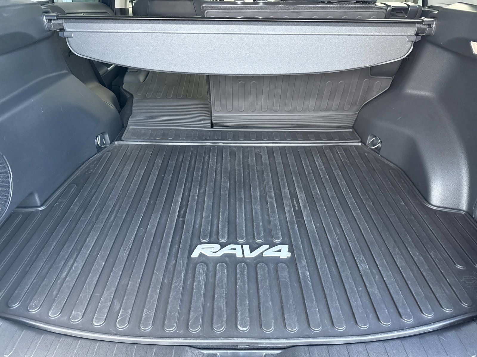 2023 Toyota RAV4 Hybrid Limited