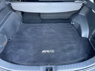 2019 Toyota RAV4 Hybrid XSE